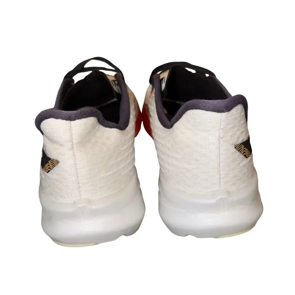 Brooks Hyperion Men’s Running Shoe — White with Coral Accent size 11.5